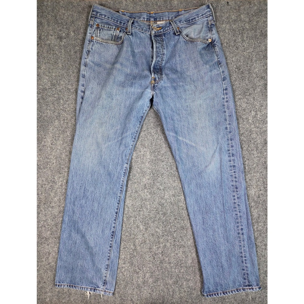 Vintage Levi's 501 Original Fit Jeans Mens 38x32 Blue Light Wash Straight Leg